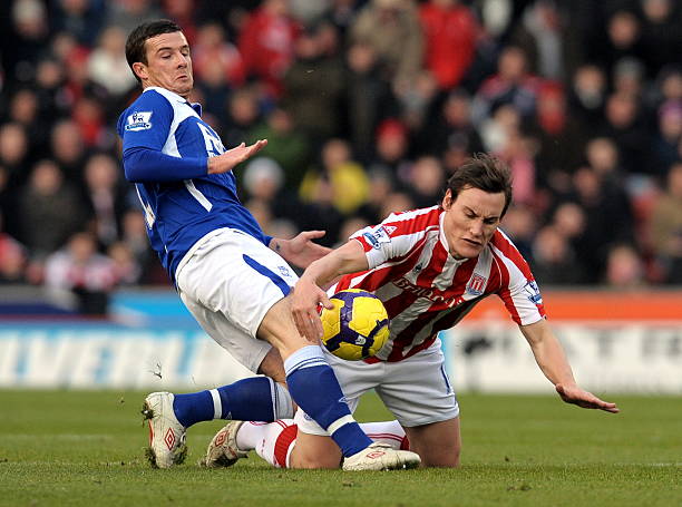 曼在签下内 曼在签下内